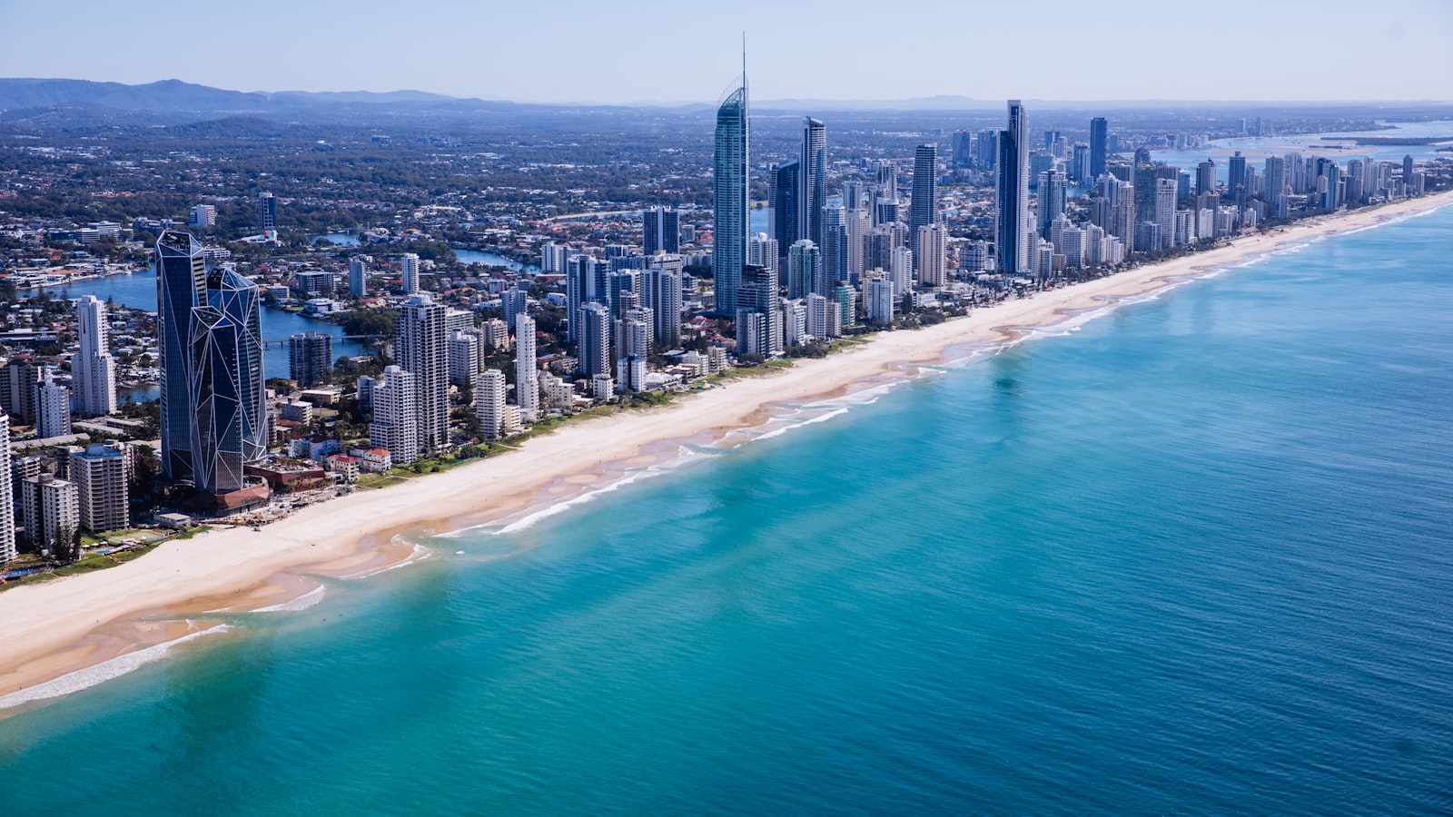 7 Days on the Gold Coast for a Family of 4